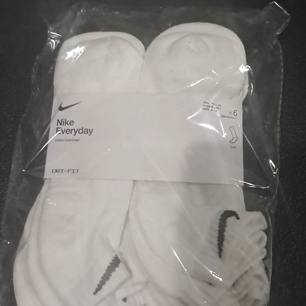 Nike everyday Socks unisex men, women, youth